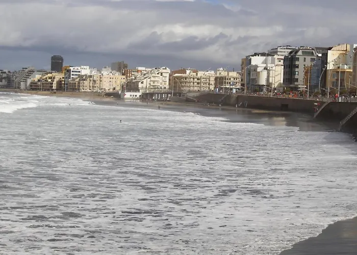 Playa De Canteras-mirador * Las Palmas de Gran Canaria